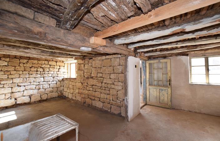 Image No.9-2 Bed House for sale