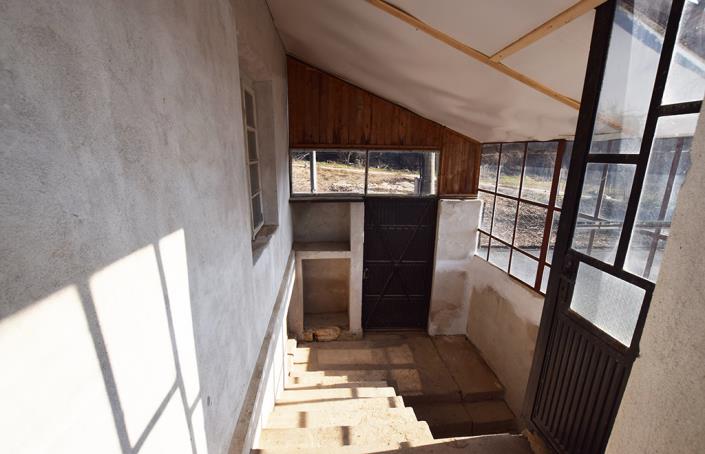 Image No.17-2 Bed House for sale