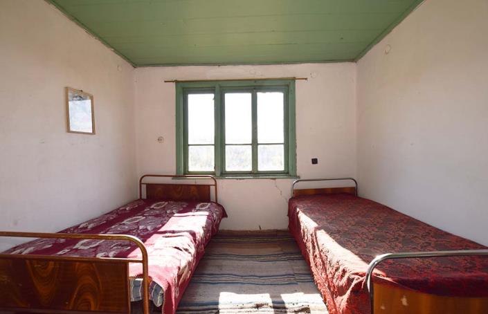 Image No.18-3 Bed House for sale