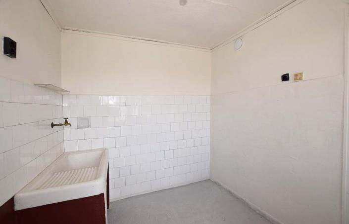 Image No.10-2 Bed House for sale