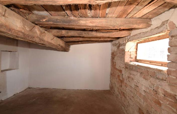 Image No.32-2 Bed House for sale