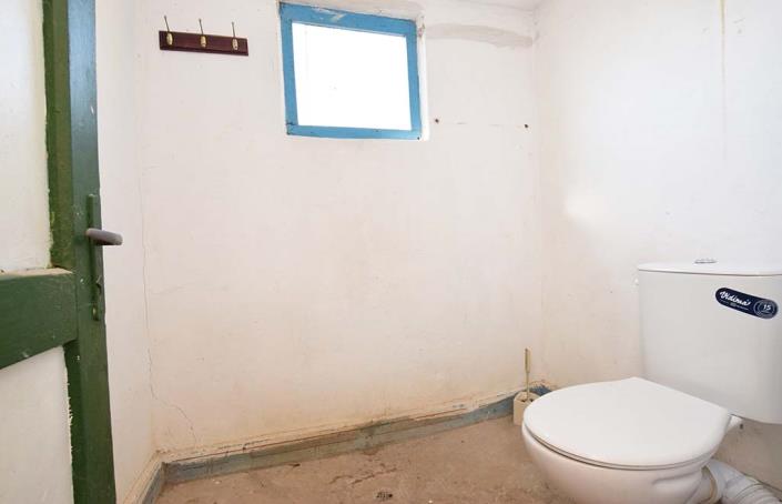 Image No.19-2 Bed House for sale