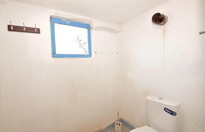 Image No.20-2 Bed House for sale