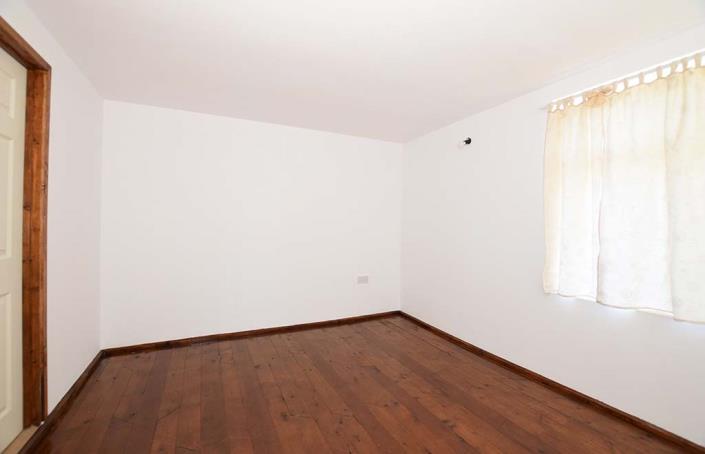 Image No.23-4 Bed House for sale