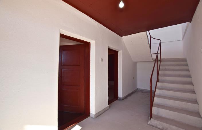 Image No.9-3 Bed House for sale