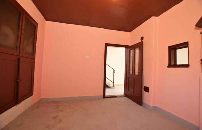 Image No.14-3 Bed House for sale
