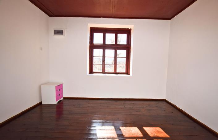 Image No.16-3 Bed House for sale