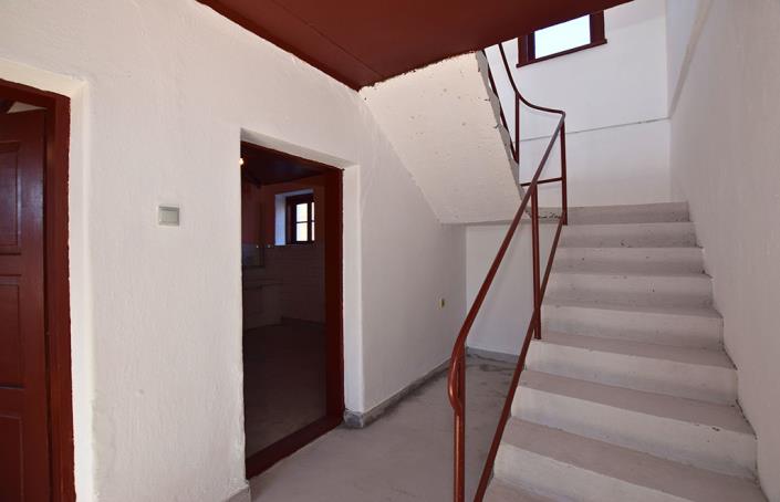 Image No.24-3 Bed House for sale