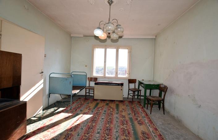 Image No.19-3 Bed House for sale