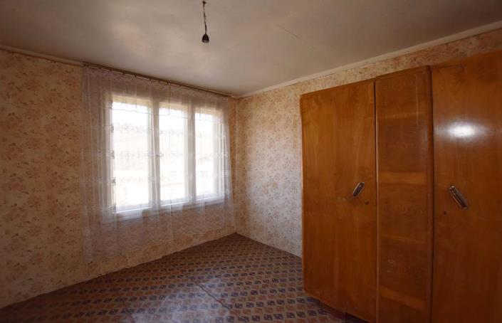 Image No.18-3 Bed House for sale