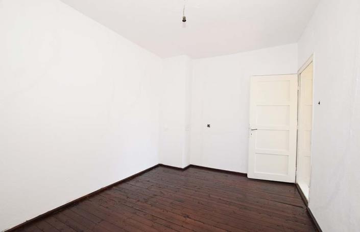 Image No.17-3 Bed House for sale