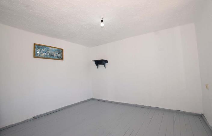 Image No.30-3 Bed House for sale