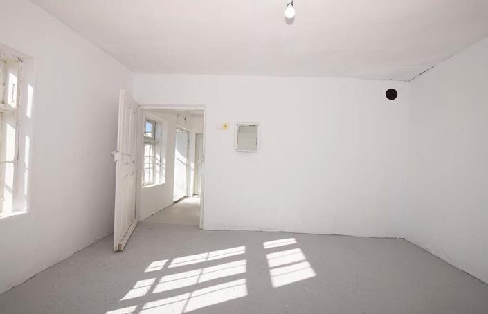 Image No.40-2 Bed House for sale