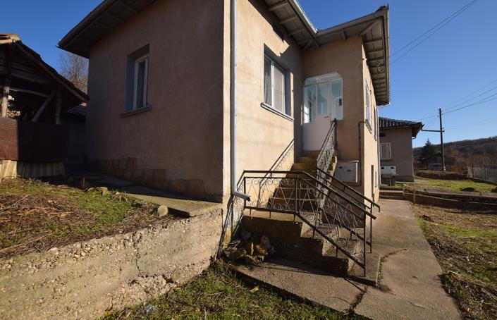 Image No.6-3 Bed House for sale