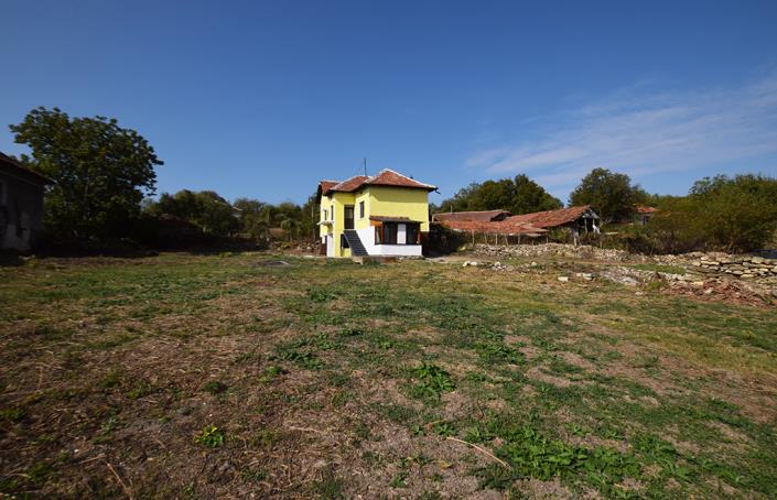 Image No.54-Maison de 2 chambres à vendre à Letnitsa