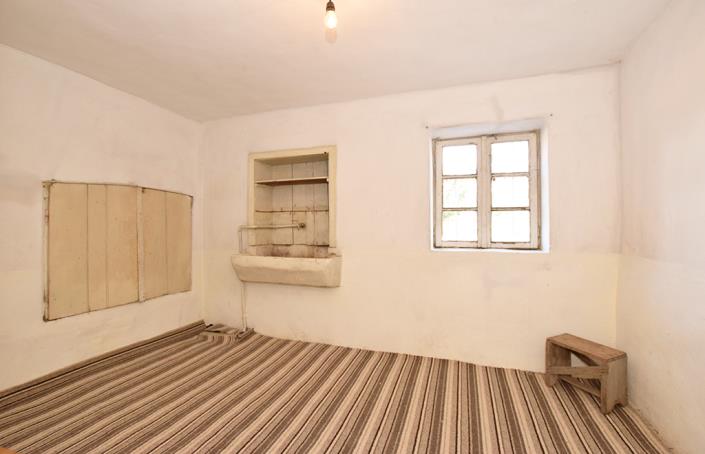 Image No.15-4 Bed House for sale