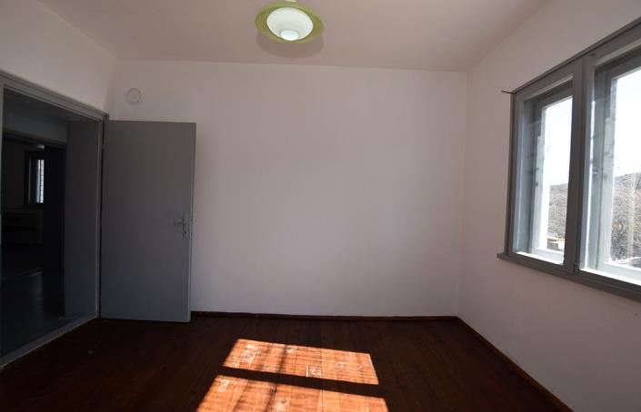 Image No.47-Maison de 3 chambres à vendre à Dobromirka