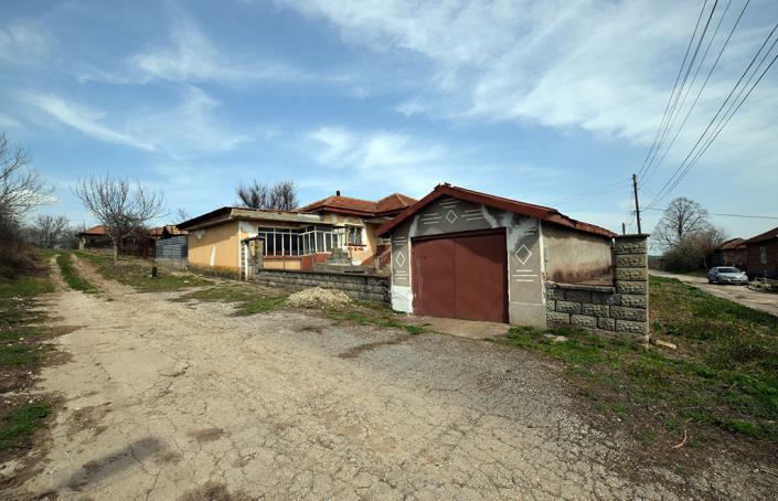 Image No.6-Maison de 3 chambres à vendre à Belene