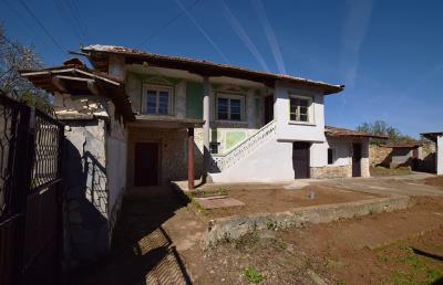 ruse-mowlem-real-estate-pay-monthly-koprivets-camelot-house-2_52835547082_o