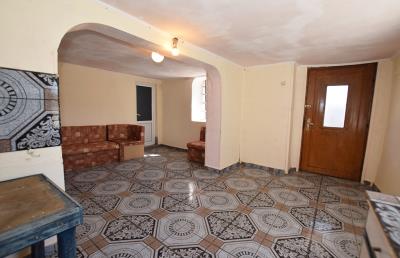 ruse-mowlem-real-estate-pay-monthly-koprivets-camelot-house-9_52836305969_o