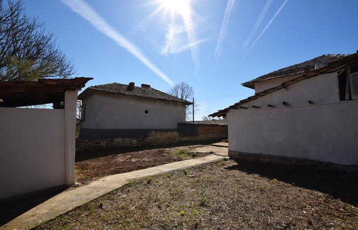 Image No.40-2 Bed House for sale