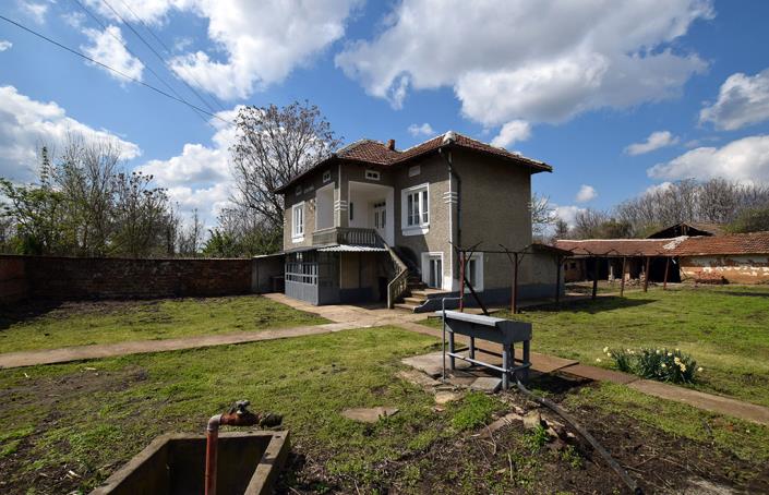 Image No.8-3 Bed Hotel for sale