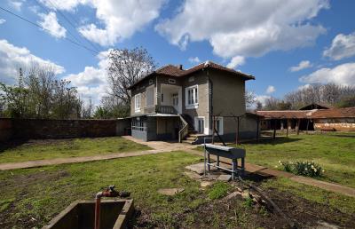 Pay-Monthly--Bulgaria--Karaisen--School-House-6