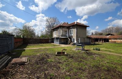 Pay-Monthly--Bulgaria--Karaisen--School-House-7