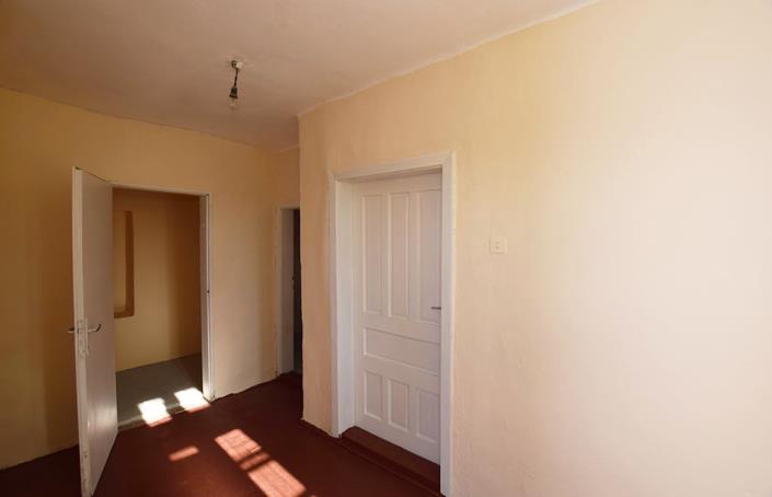 Image No.19-3 Bed House for sale