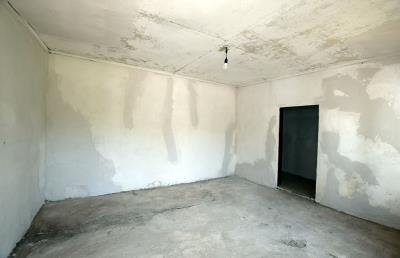 Pay-Monthly-Bulgaria--Orlovets--Pre-Market-XXVI--12