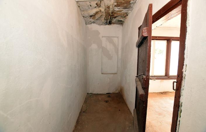 Image No.15-3 Bed House for sale