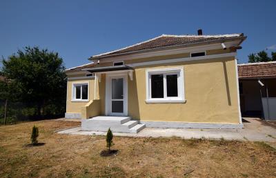 Pay-Monthly-Bulgaria--Mowlem--Zmeevo--Sandy-House-7