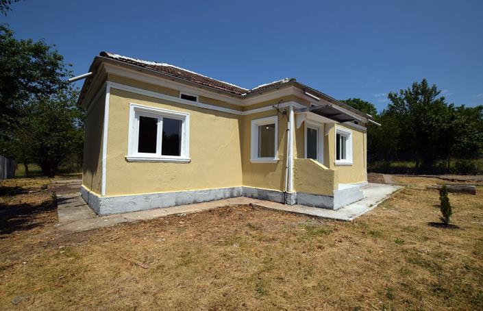 Image No.10-2 Bed House for sale