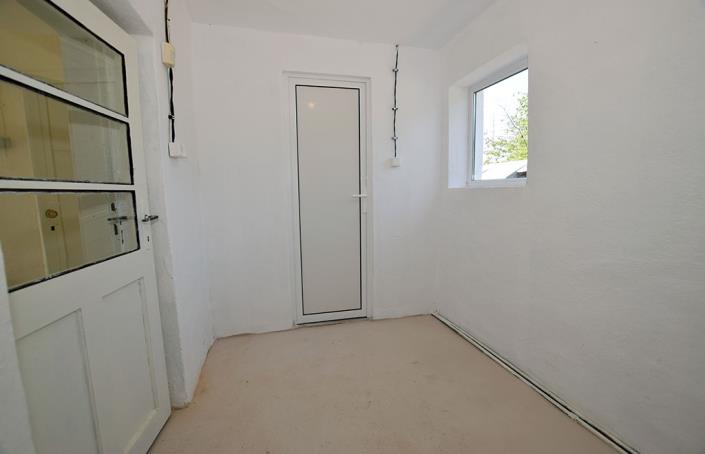 Image No.28-2 Bed House for sale