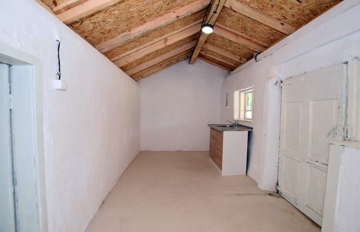 Image No.35-2 Bed House for sale