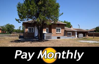 ENCHANT-HOUSE---PAY-MONTHLY-SIGN