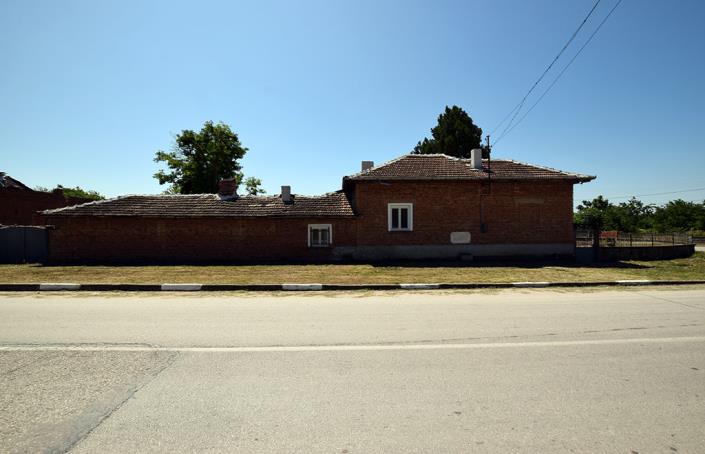 Image No.6-Maison de 3 chambres à vendre à Nikopol