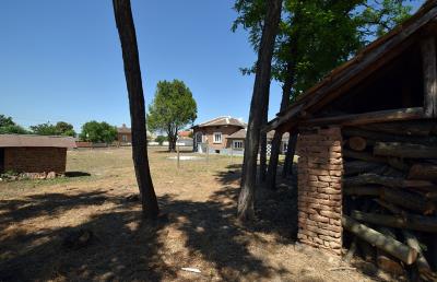 Pay-Monthly---Mowlem---Batsova-Mahala---Enchant-House---12