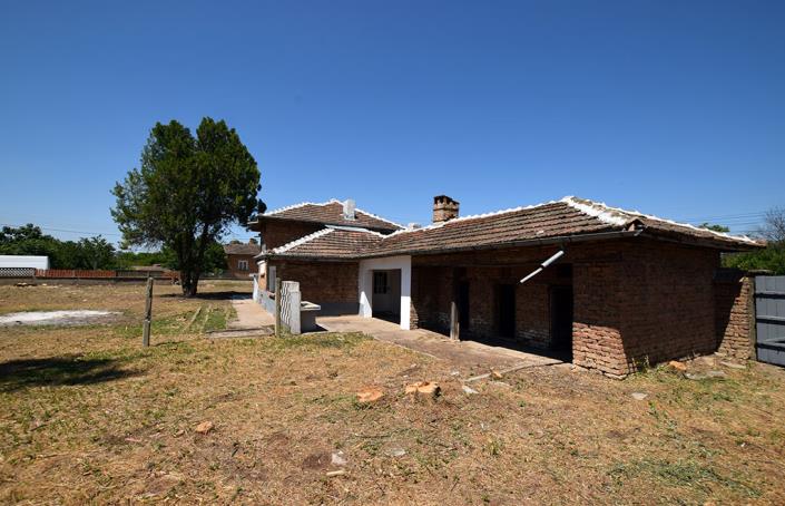 Image No.14-Maison de 3 chambres à vendre à Nikopol