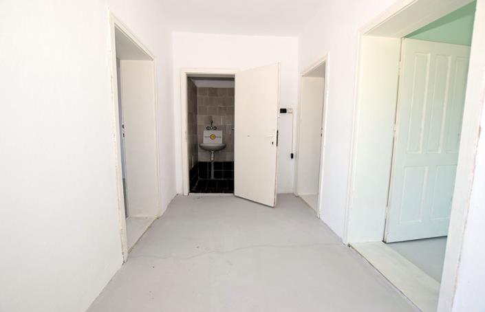 Image No.33-Maison de 3 chambres à vendre à Nikopol