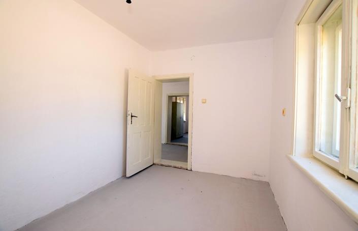 Image No.43-Maison de 3 chambres à vendre à Nikopol