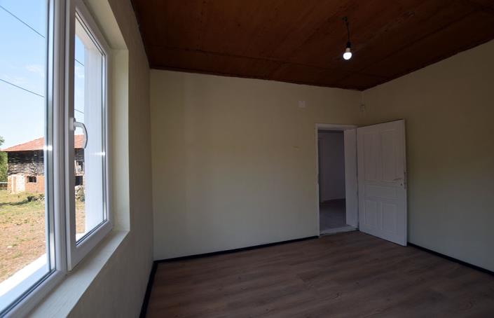 Image No.43-Maison de 3 chambres à vendre à Tarhovo