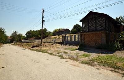 Pay-Monthly--Mowlem-Bulgaria--Dekov--Artison--House--1