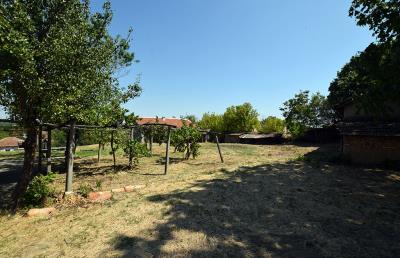 Pay-Monthly--Mowlem-Bulgaria--Dekov--Artison--House--21