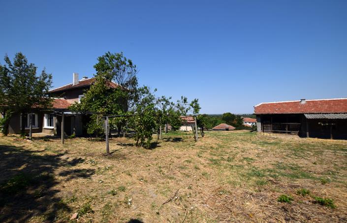 Image No.56-Maison de 4 chambres à vendre à Belene
