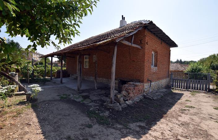 Image No.13-1 Bed House for sale