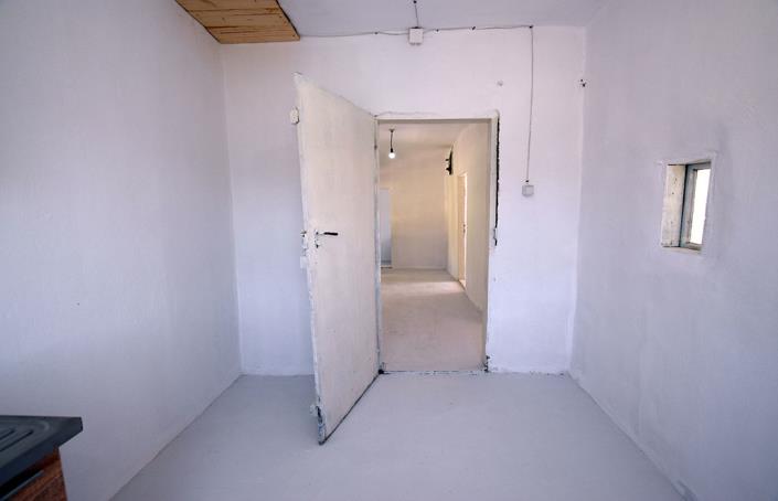 Image No.32-1 Bed House for sale