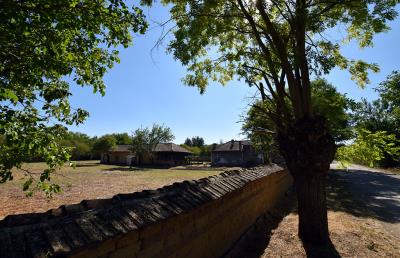 Pay-Monthly-Bulgaria--Mowlem--Slomer--BROTHERS-HOUSE--7