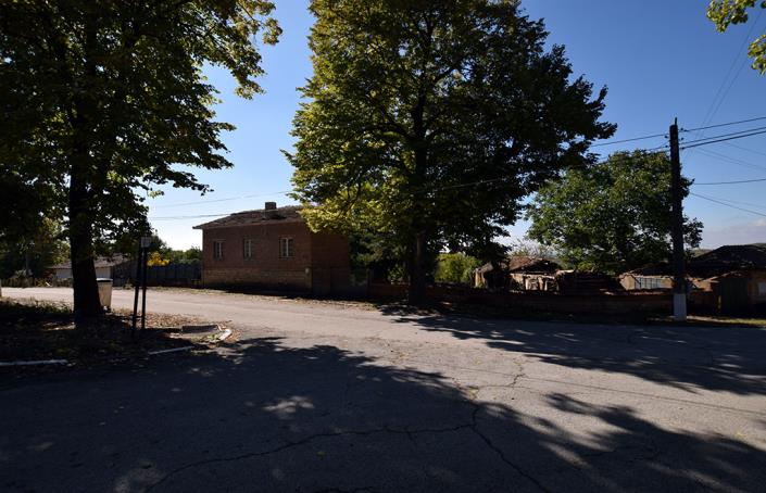 Image No.2-Maison de 3 chambres à vendre à Dve Mogili