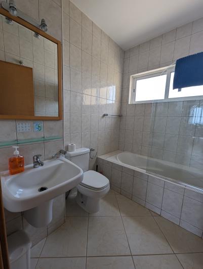 Image No.13-2 Bed Apartment for sale